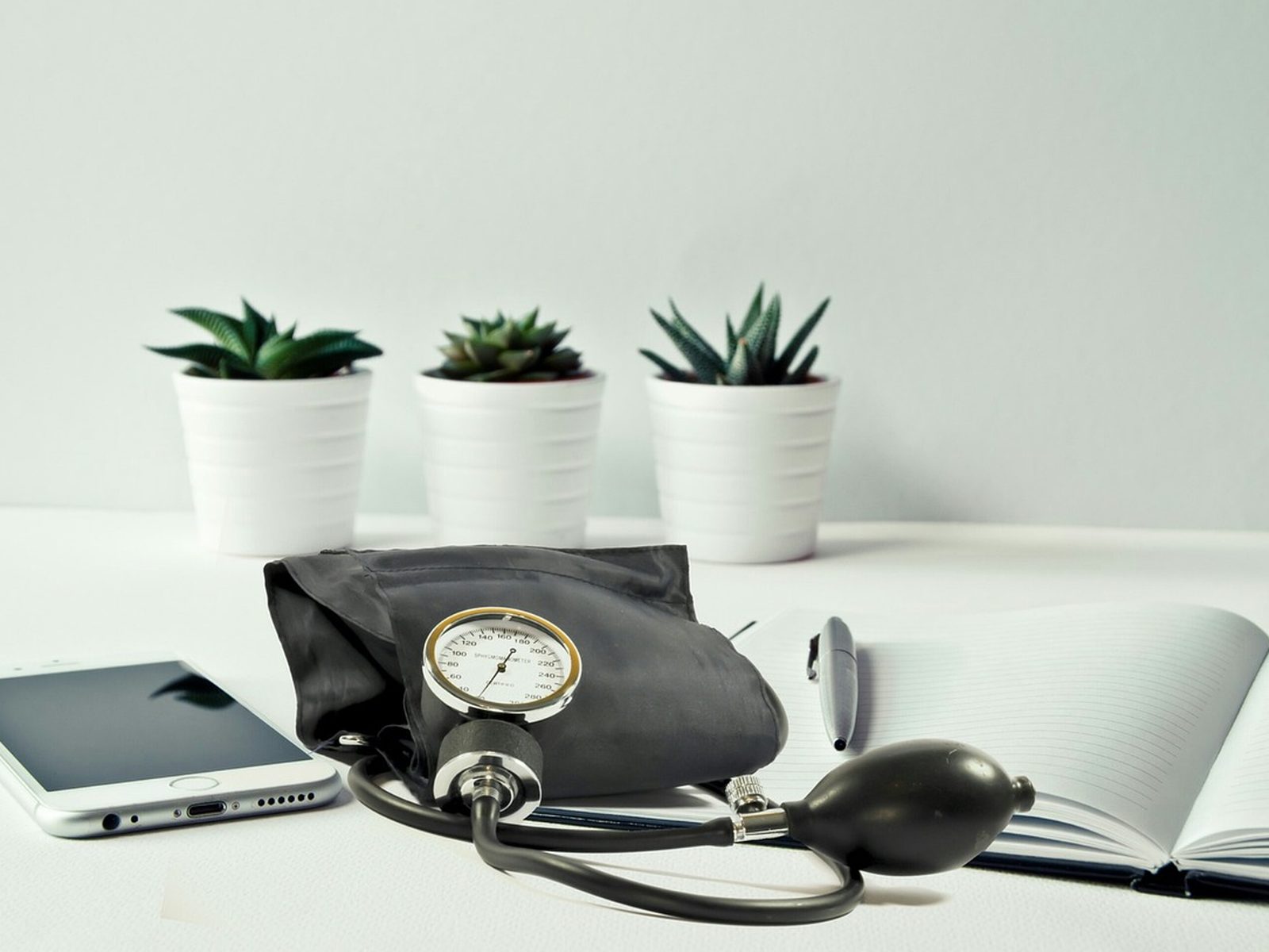 Equipo médico con envío a domicilio